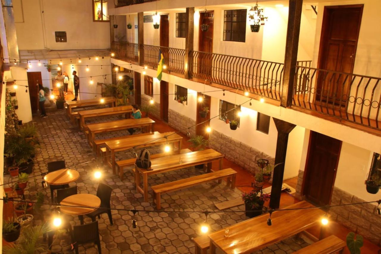 El Jardin Escondido Party Hostel Baños Extérieur photo