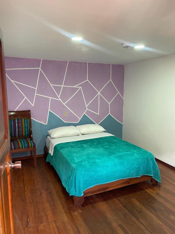 El Jardin Escondido Party Hostel Baños Extérieur photo