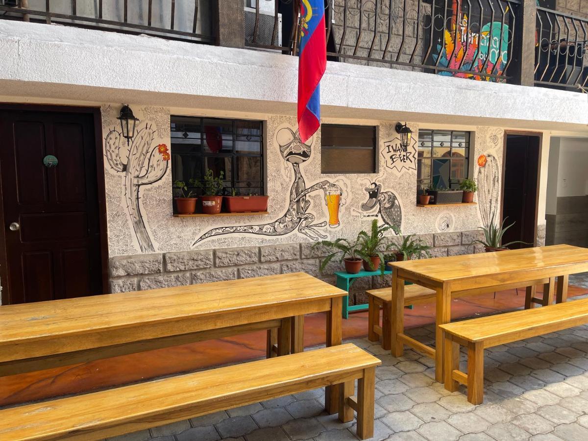 El Jardin Escondido Party Hostel Baños Extérieur photo